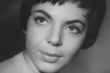 Claire WALDOFF, une chanteuse anticonformiste